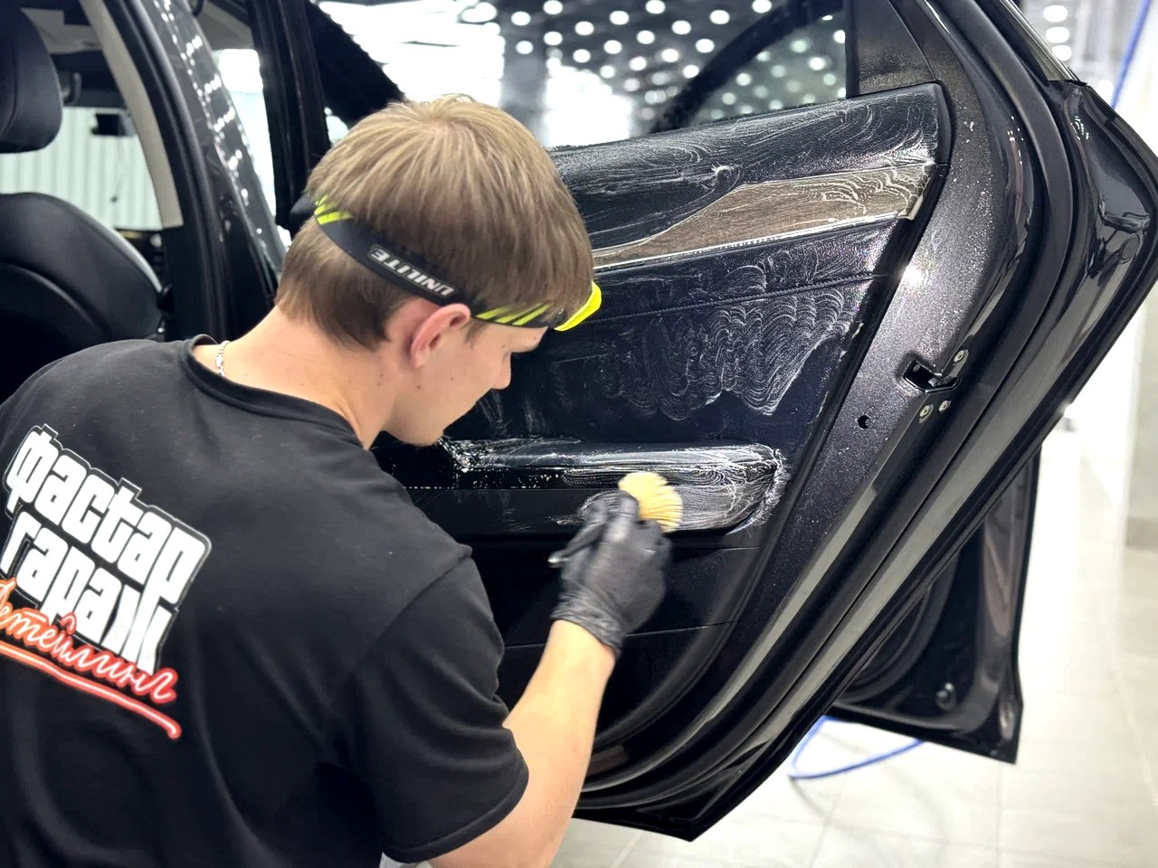 Химчистка салона автомобиля